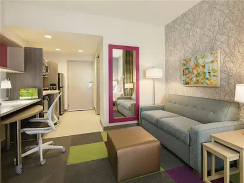 Hotel Home2 By Hilton Buffalo Airport