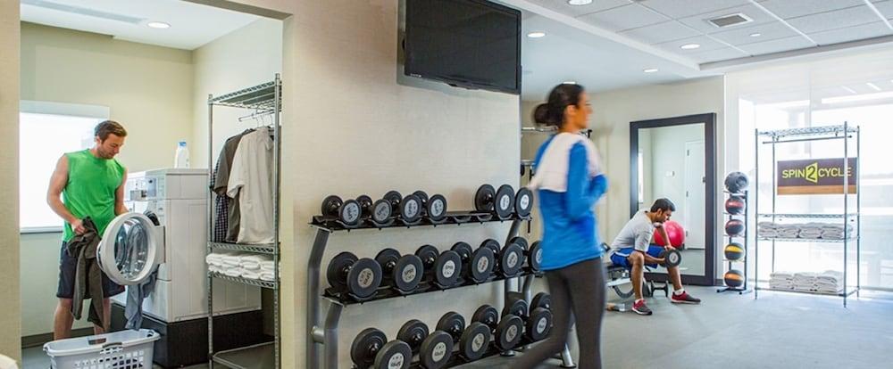Home2 By Hilton Buffalo Airport Hotel 3*