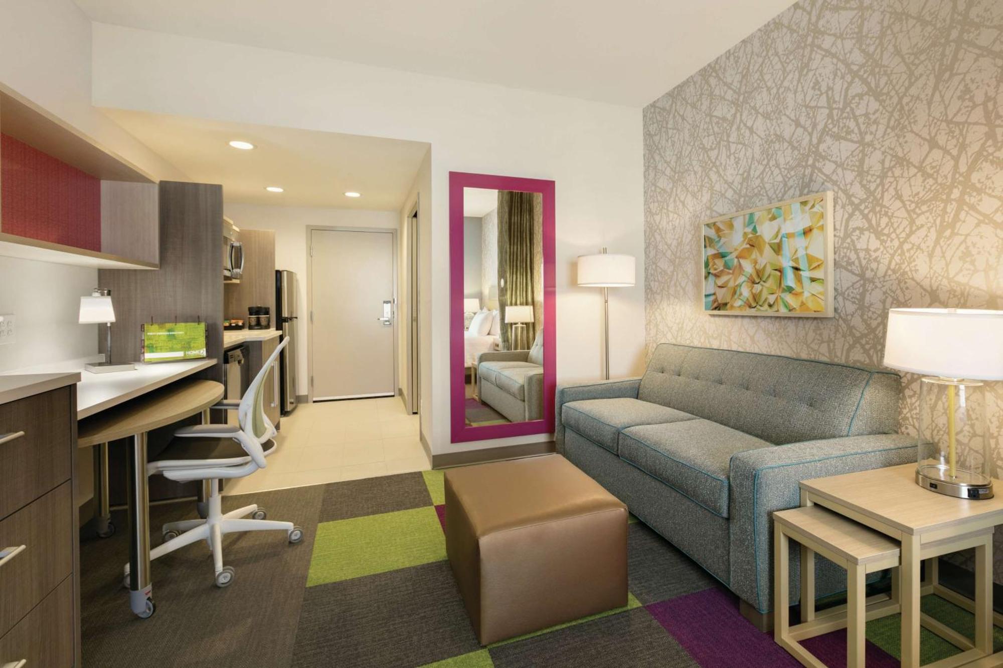 Home2 By Hilton Buffalo Airport Hotel